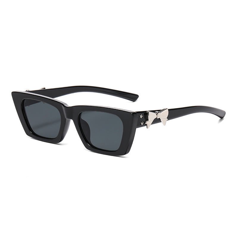 Nashi Pear WS951 Cat-Eye Sunglasses: Black Frame / Gray Lenses