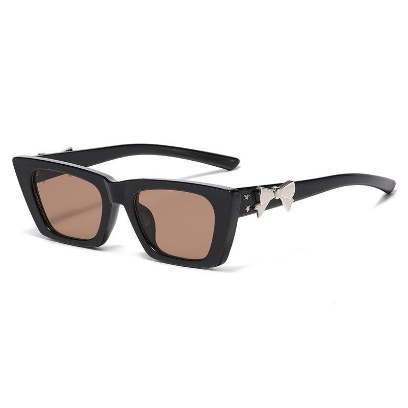 Nashi Pear WS951 Cat-Eye Sunglasses: Black Frame / Brown Lenses