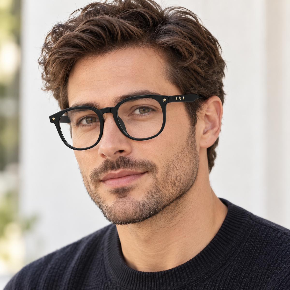 Adult model wearing Nashi Pear 6189 Round Square Eyeglasses