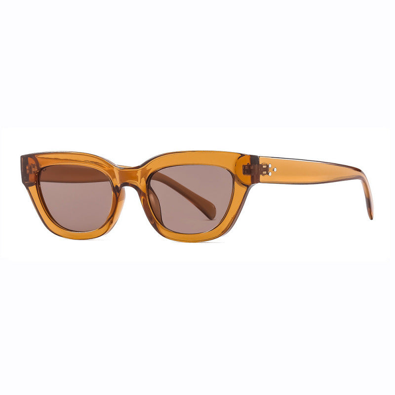 Nashi Pear 953 Cat-Eye Sunglasses: Brown Frame / Brown Lenses