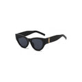 Nashi Pear 860 cat-eye sunglasses, black frame and gray lenses