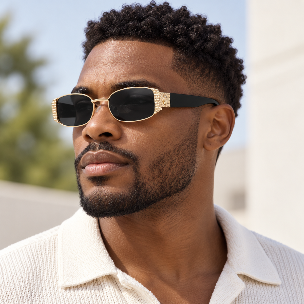 Adult model wearing Nashi Pear 98139 Square Sunglasses