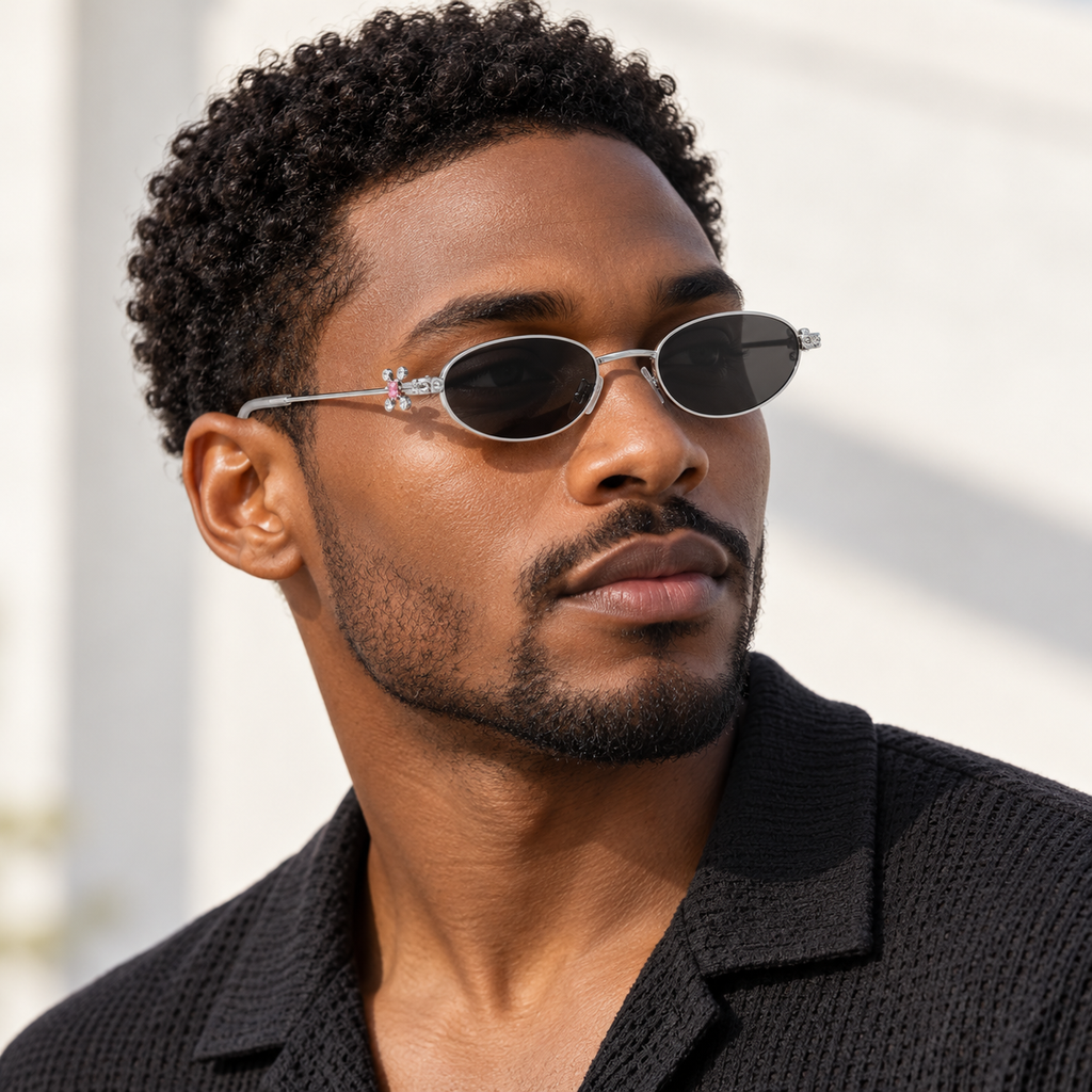Adult model wearing Nashi Pear 2608 Oval Sunglasses