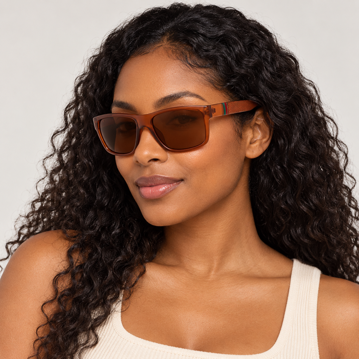 Adult model wearing Nashi Pear 364 Brown Rectangular Sunglasses