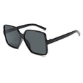 Nashi Pear 5226 Oversized Square Sunglasses: Glossy Black Frame / Gray Lenses