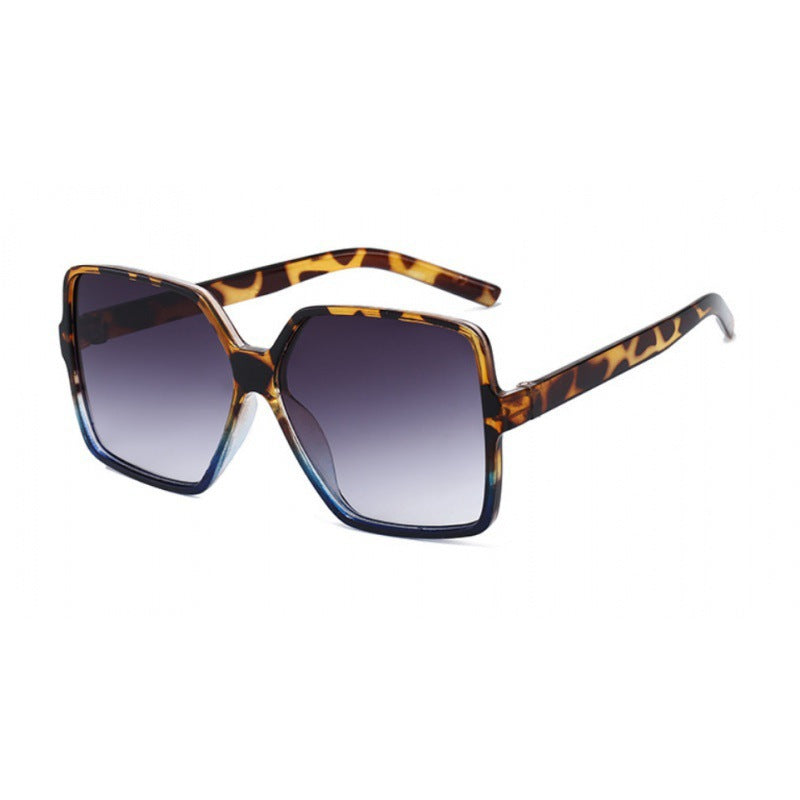 Nashi Pear 5226 Oversized Square Sunglasses: Tortoiseshell Frame / Blue-Gray Gradient Lenses