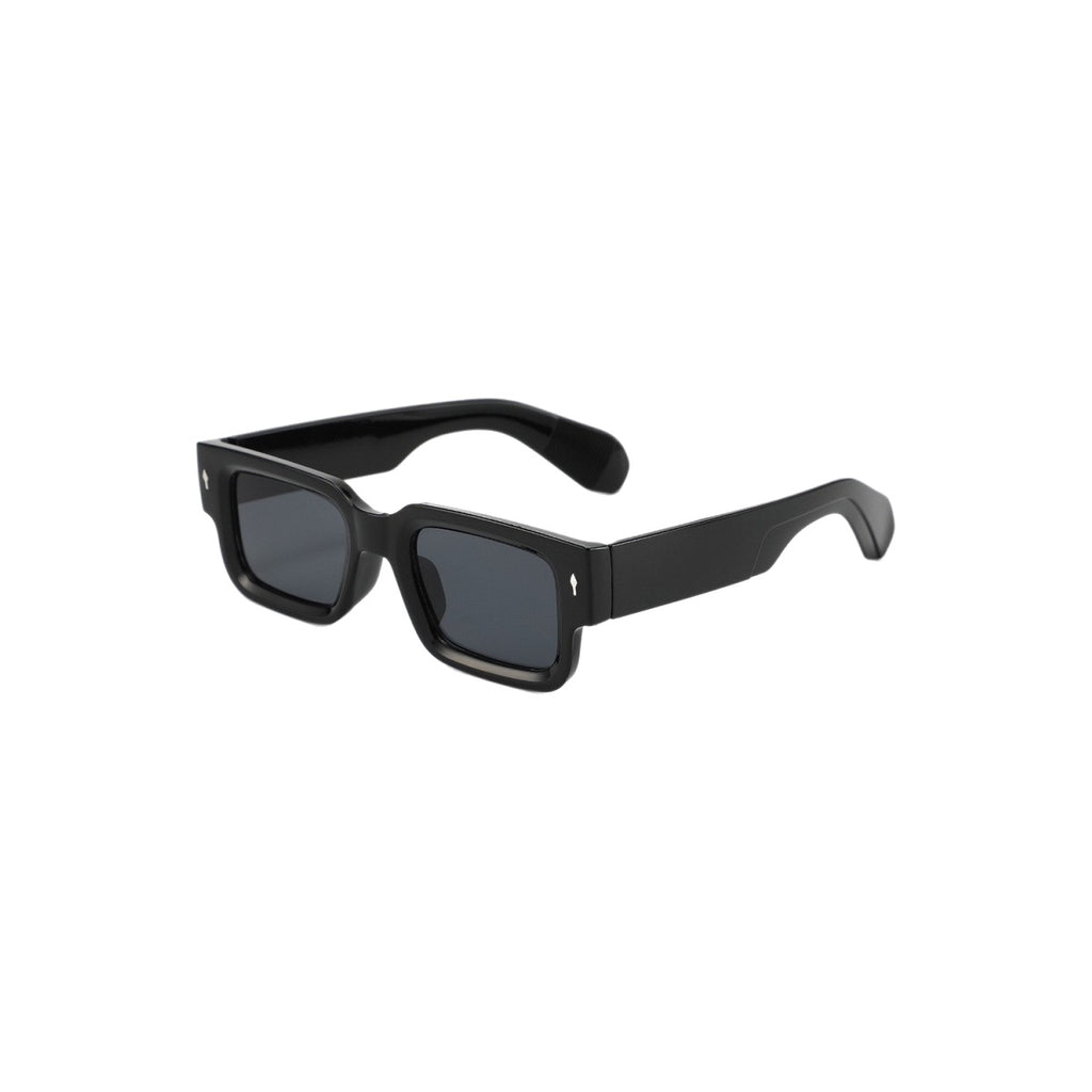 Nashi Pear DH5539 black square sunglasses, single pair on white background