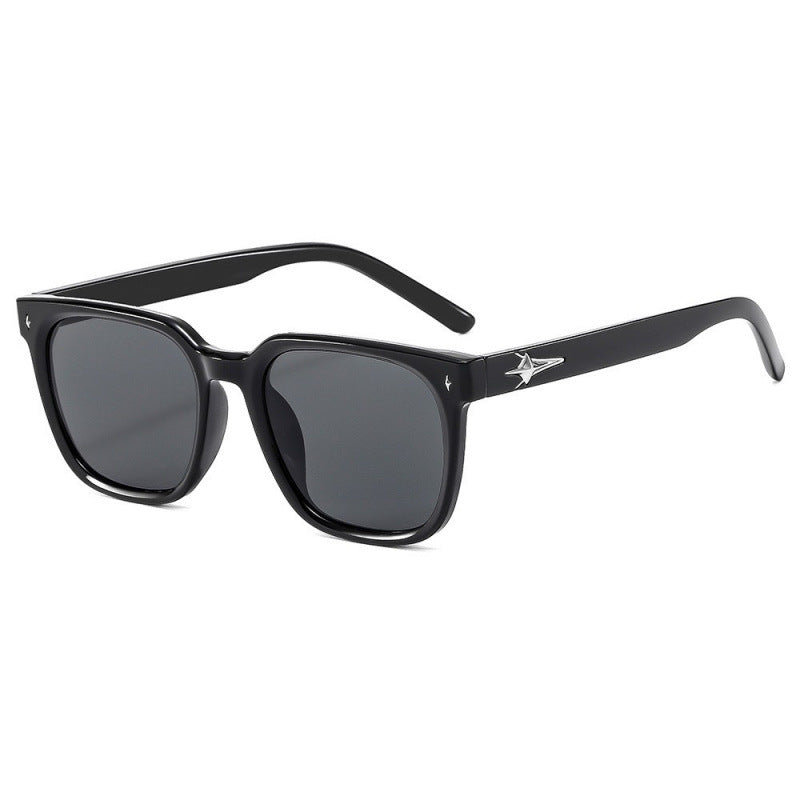Nashi Pear 9032 black square sunglasses on a white background