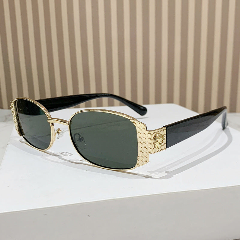 Nashi Pear 98139 square sunglasses, Gold frame with green lenses