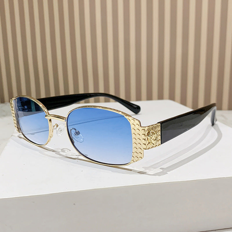 Nashi Pear 98139 square sunglasses, Gold frame with blue gradient lenses