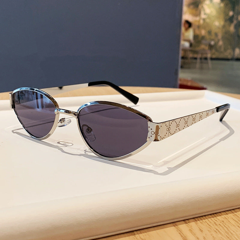 Nashi Pear 98163 cat-eye sunglasses, Gold frame with dual gray lenses