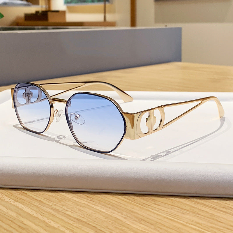 Nashi Pear 98184 oval sunglasses, Blue gradient lenses