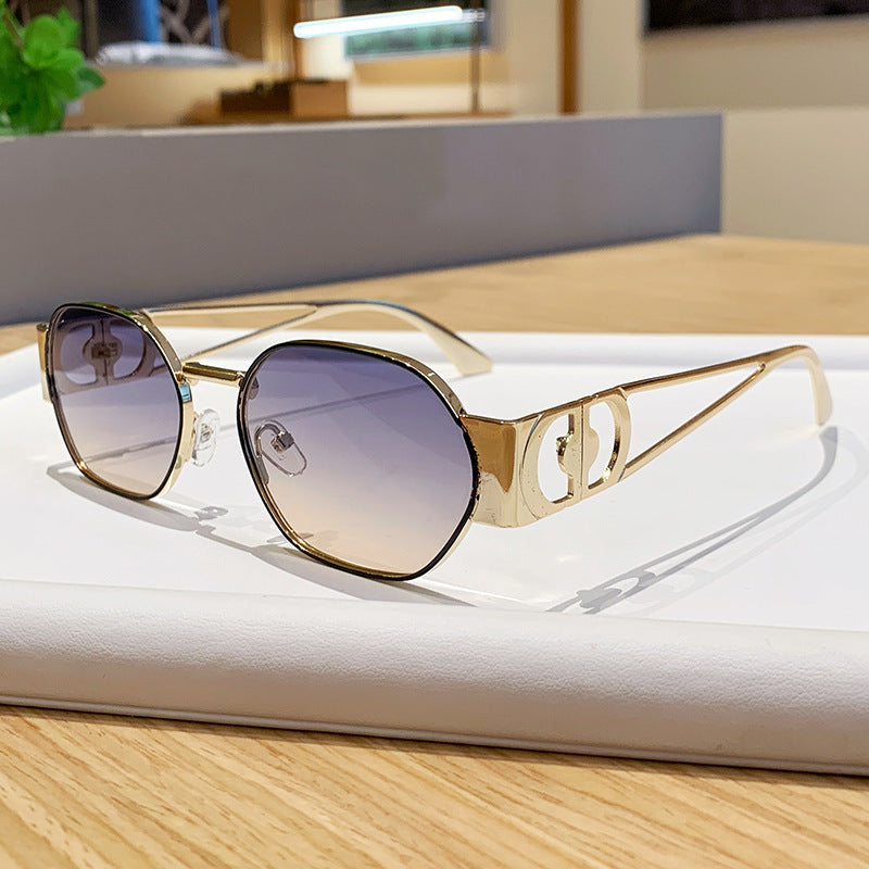 Nashi Pear 98184 oval sunglasses, Gray to yellow gradient lenses
