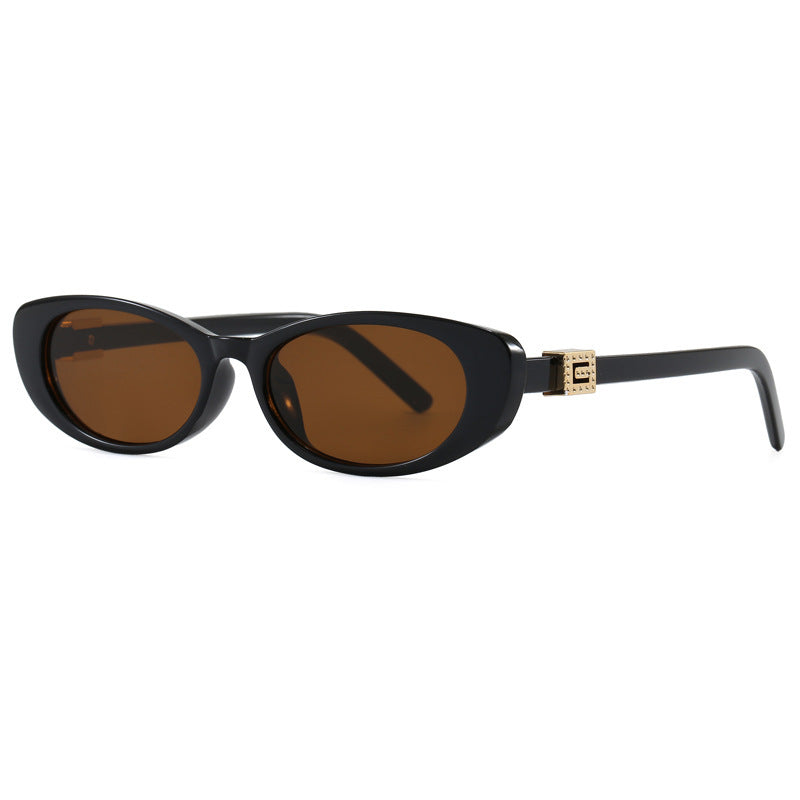 Nashi Pear 12 cat-eye sunglasses, Black frame with brown lenses