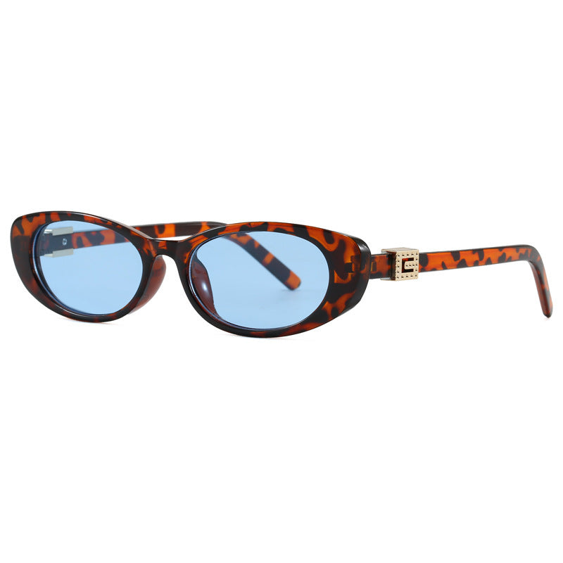 Nashi Pear 12 cat-eye sunglasses, Tortoise frame with blue lenses