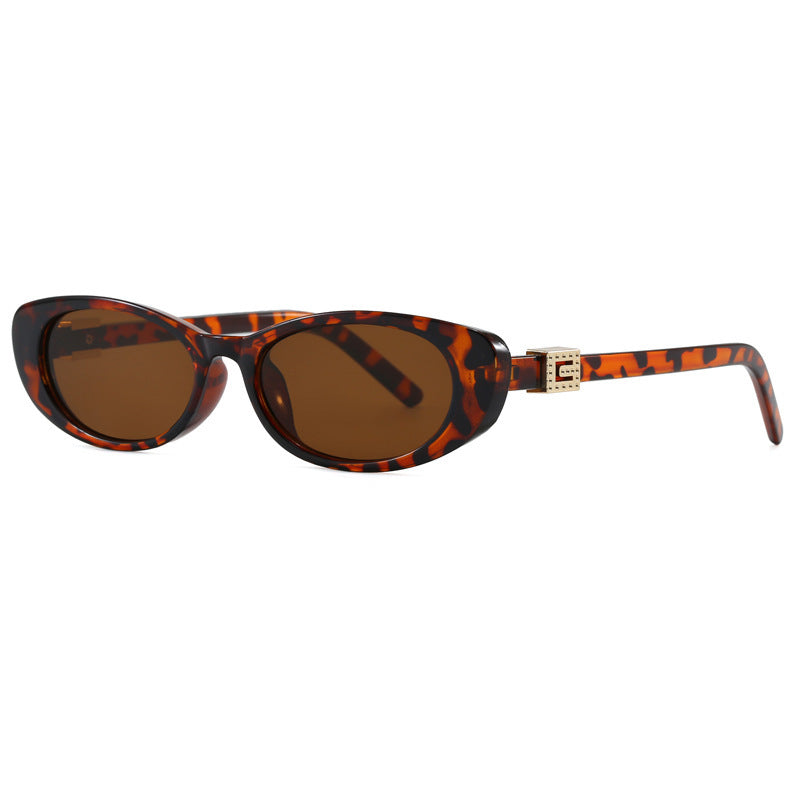 Nashi Pear 12 cat-eye sunglasses, Tortoise frame with brown lenses